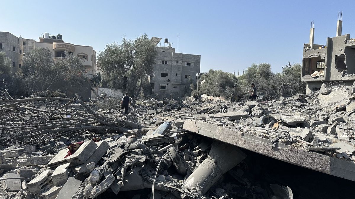 Porod v Pásmu Gazy: za zvuků ostřelování a s výpadky proudu